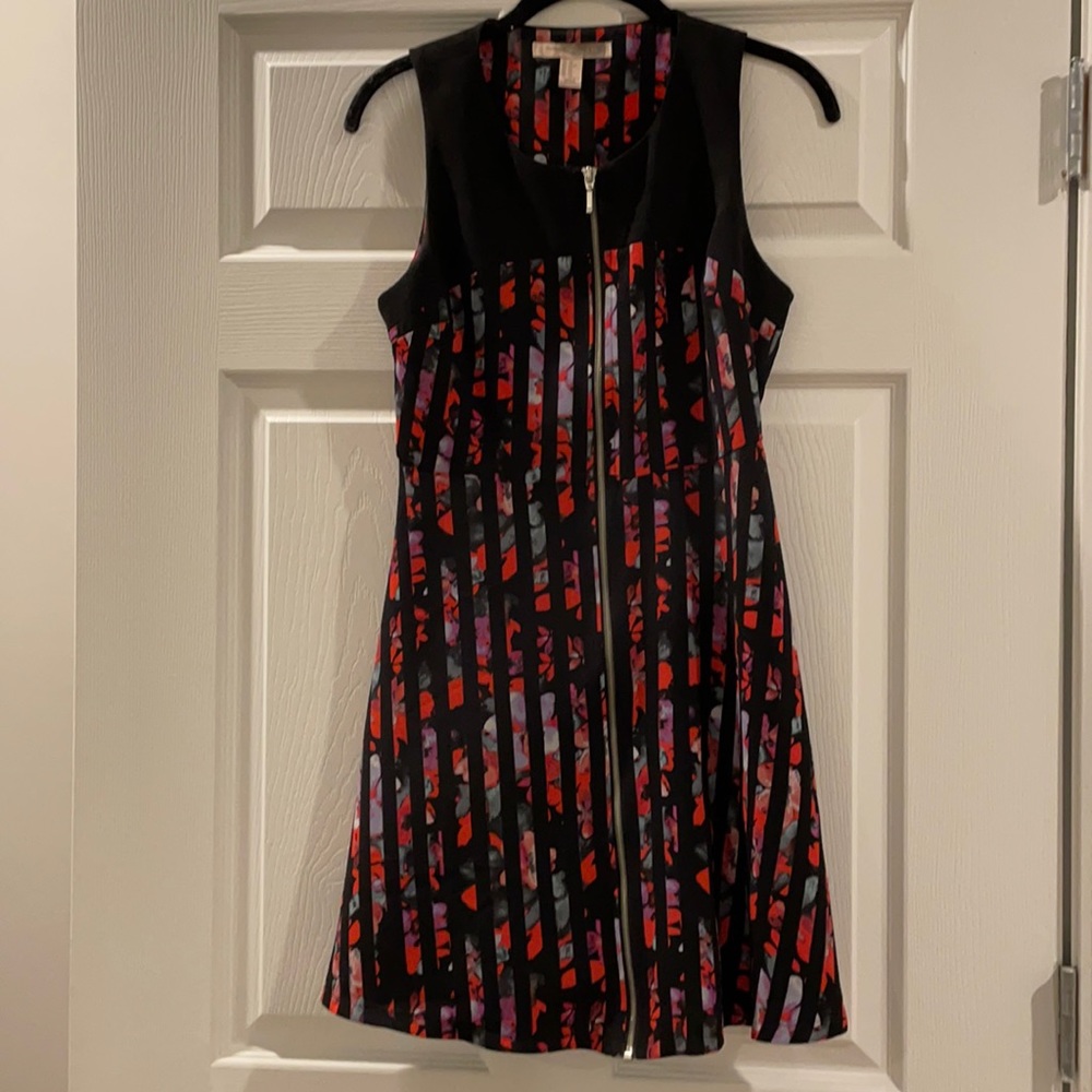 Front zipper dress
